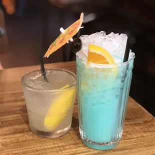 The right (Blue Hawaiian)