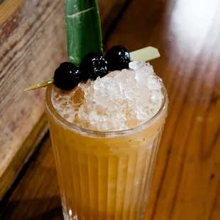 Three dots and a dash.