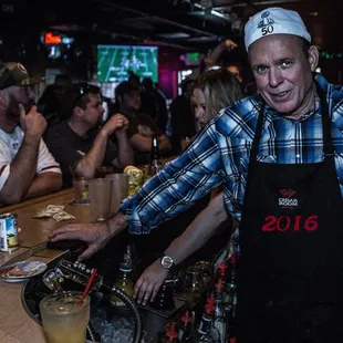 Rob at your service!