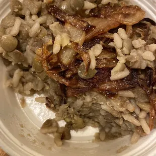 Majadra (Rice with lentils and fried onions) so delicious