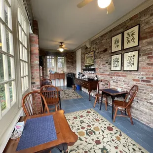 Breakfast area