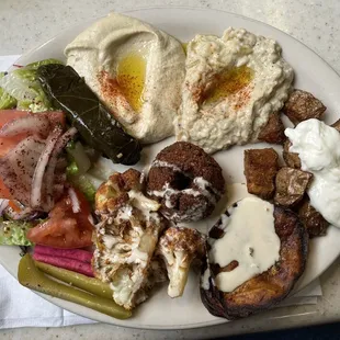 Vegetarian Plate (no. 8)