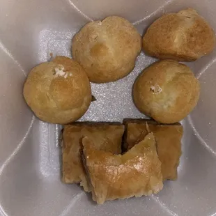 Baklawa &amp; Eclairs