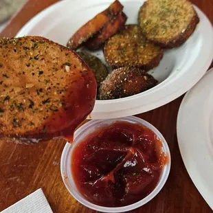 Crispy seasoned potatoes
