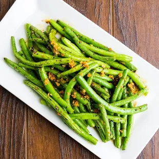 Garlics Green Beans