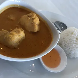Celadon Chicken Curry - Lunch Special