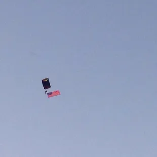 Navy seals bringing in the flag!