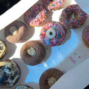 donuts, food, dough desserts