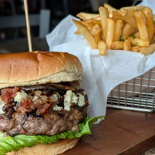 Clack and Brews Burger