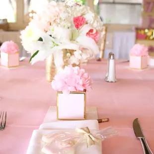 custom floral arrangements