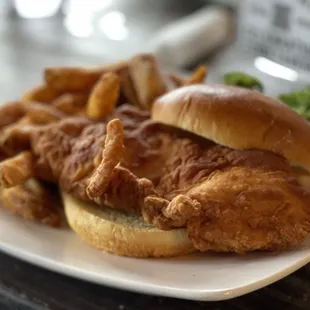 Fried chicken sandwich