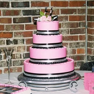 Striking Pink and Black wedding cake.