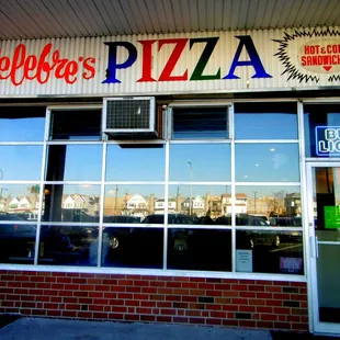 Celebre&apos;s Pizza in South Philly