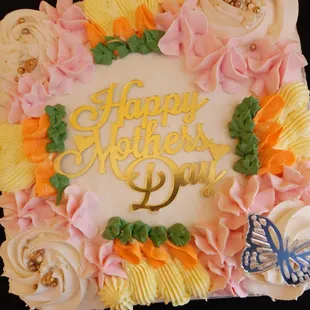 Treat your mom to a sweet surprise this Mother's Day with our 8" Square Petite Cake and Cupcake Add-Ons!