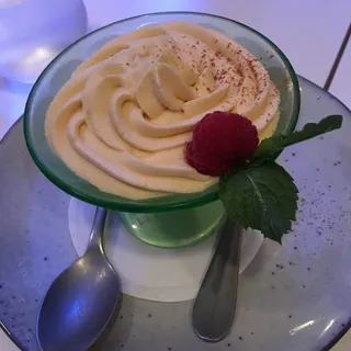 Mousse de Lucuma