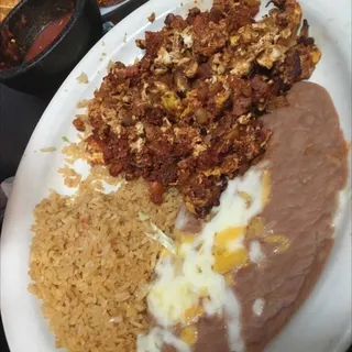12. Chorizo con Huevos