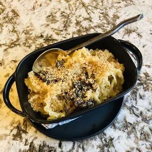 Baked malfadine with morels