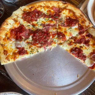 Carne Italiana pizza