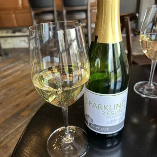 Shady Lane Sparkling Riesling