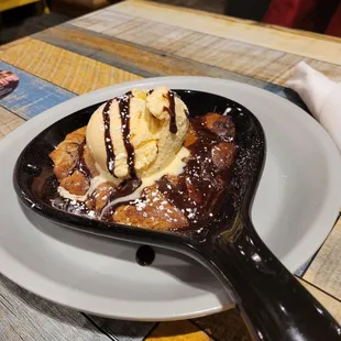 Chocolate Chip Cookie Skillet