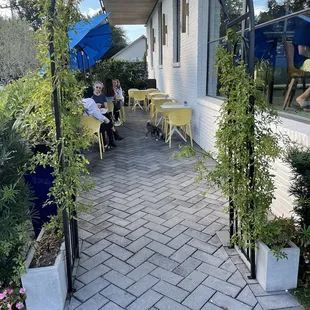 Side patio