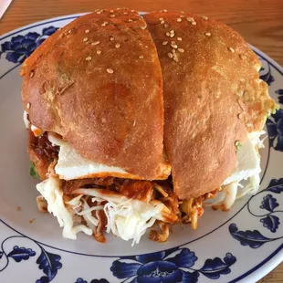 A gigantic cemita