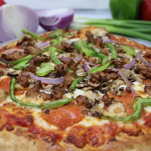 a close up of a pizza