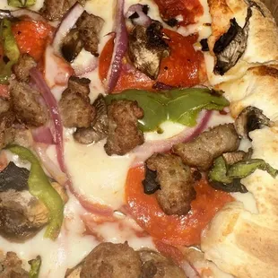Medium Superrrific Pizza