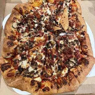 Fact: Room temperature Bacon and mushroom pizza   Possibility: delivered after being in a side show