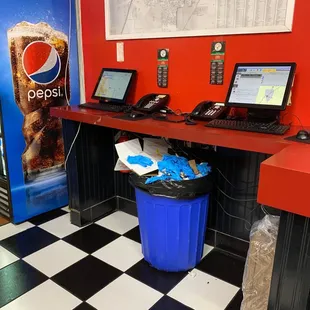 Trash can full of gloves is good!!!! This means they are clean and swap gloves as necessary!!!