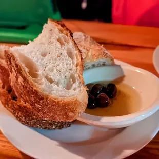 October 5, 2022; Bread basket.