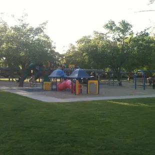 Playground equipment for kids