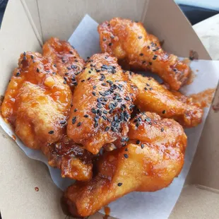 fried chicken, bbq chicken, chicken wings, fried chicken wings, chicken, bbq wings, food, poultry, chicken wings and fried chicken