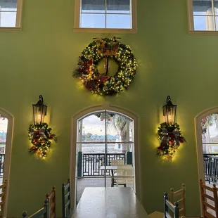 burgers, interior