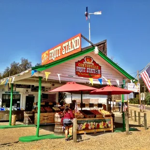 Centerville Fruit Station