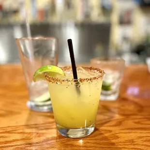 a margarita in a glass