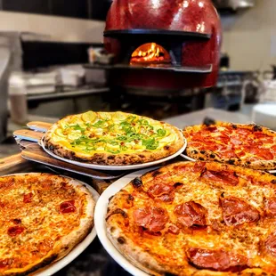 Wood fired pizza, anyone...