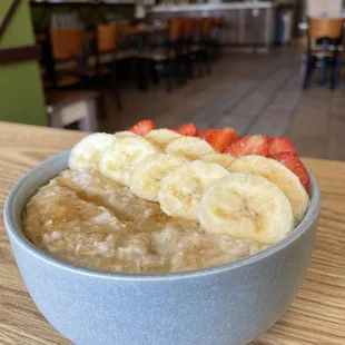 Oatmeal with Fruit