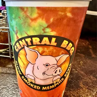 Refillable souvenir soda cup