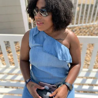 Laryssa S.