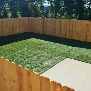 6 individual play yards