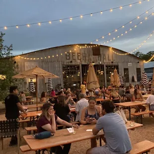 Patio facing the barn like brewery