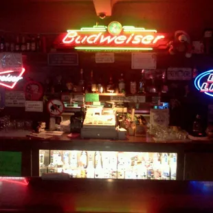 they have a full bar !!!