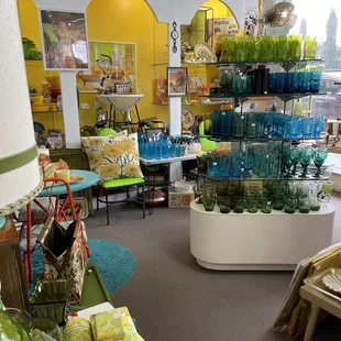 Nicely Organized Vendors