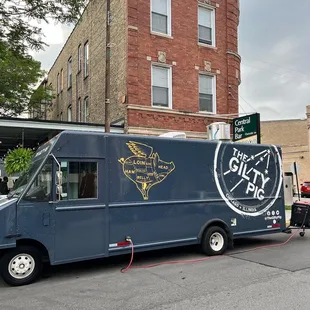 The Gilty Pig serving up amazing food for happy hour at Central Park Bar.