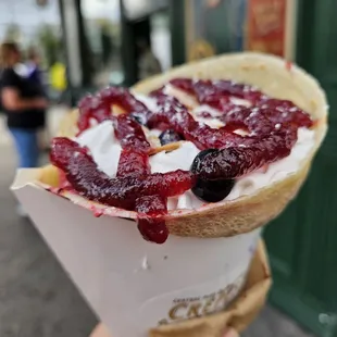 Vegan Berry&apos; 11.99 fresh blueberries, coconut whip topping. vegan cream cheese, toasted almonds raspberry sauce