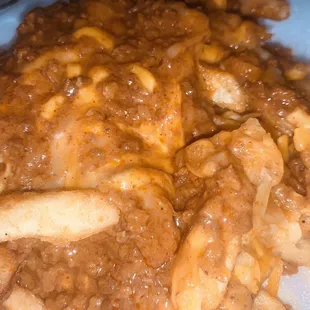 Chili cheese fries