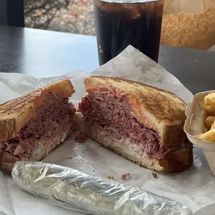 sandwich, sandwiches, food