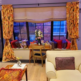 The window area where the gang peeps at Ugly Fat Naked Guy, lol!