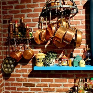 Close up with Monica's cookware.